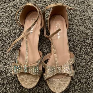 Sparkly Little Girl Shoes. Size 1